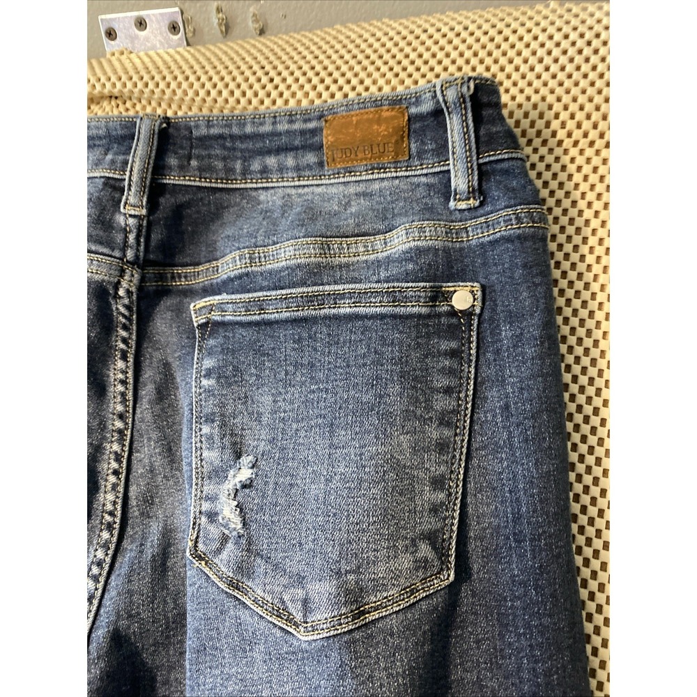 Judy Blue Boyfriend Fit Jeans Distressed‎ Women's Size 15/32 JB82156MD - Picture 6 of 6